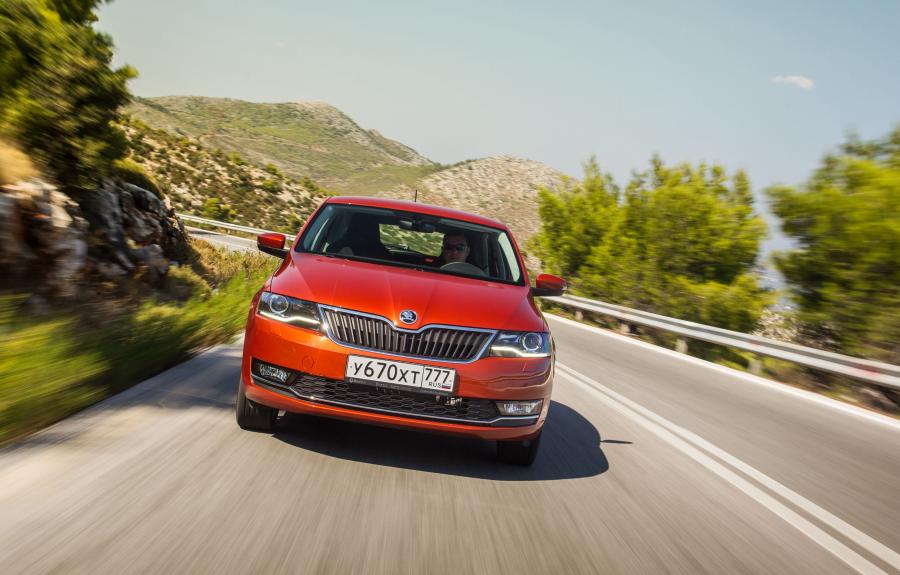  Skoda Rapid 2017 года  (WW) (фото 25 из 45)